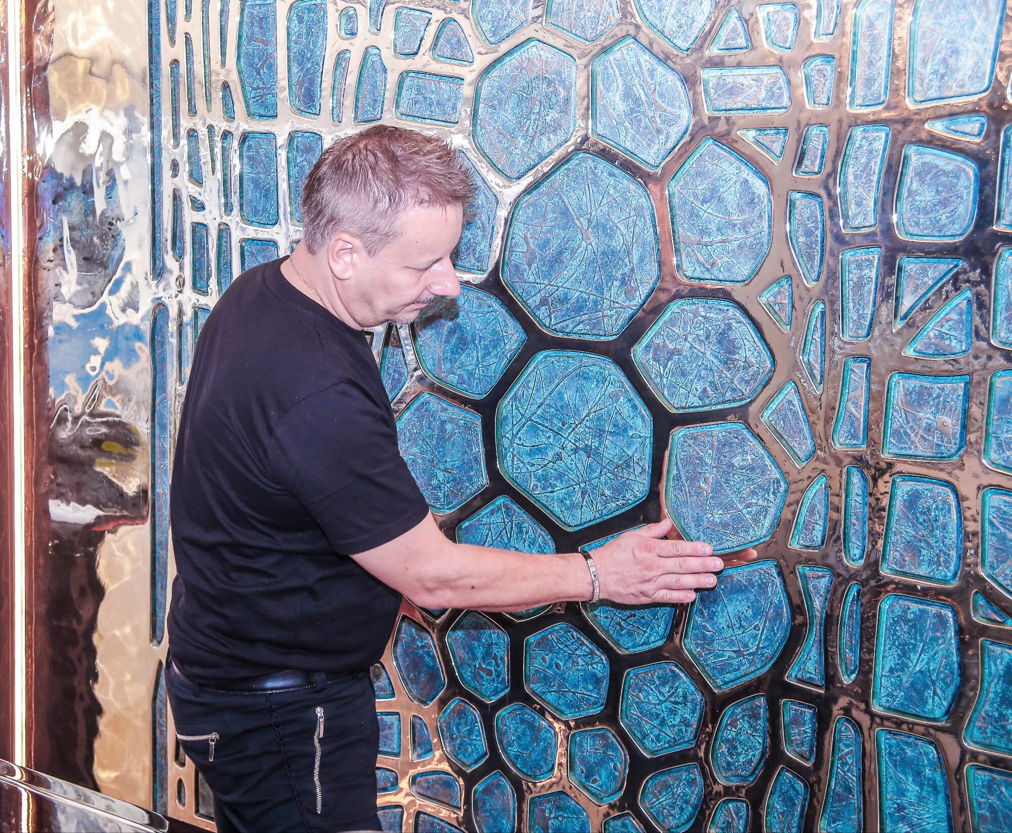 Decorative Solutions for Yachts, Planes, and Cars